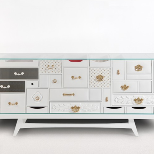 Czy komoda może mieć każdą szufladę inną, niedopasowane uchwyty i mimo to zachwycać swoim wyglądem?