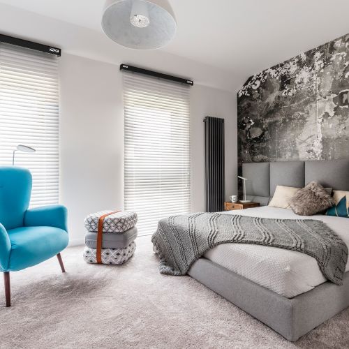 Dekoracje okienne, które ocieplą wnętrza jesienią