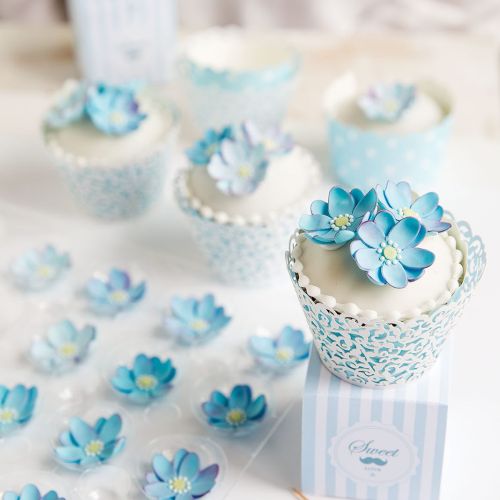 Dekoracje tortów: kwiaty z cukru