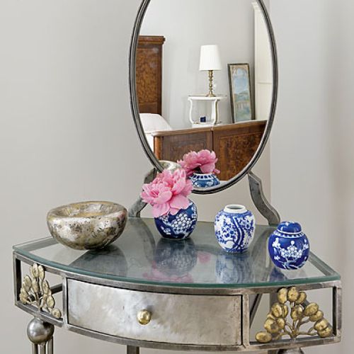 Dekoracyjna toaletka. Mieszkanie dobrze ułożone