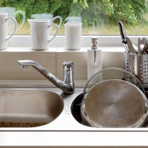 Dekoracyjne dzbanki. Urządzony z pomocą... aniołów