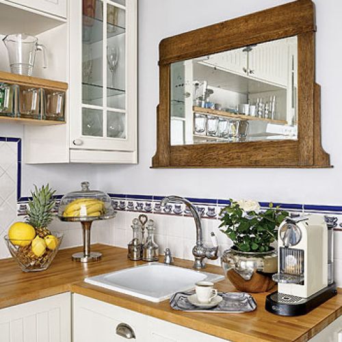 Dekoracyjne lustro. Klasyka i nowoczesność