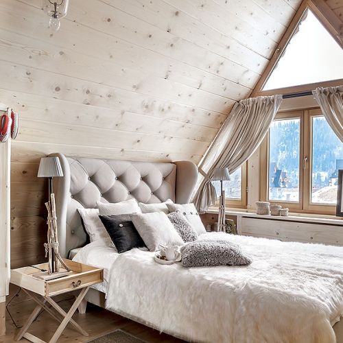 Do i tak jasnych wnętrz przez wielkie okna wpada naturalne światło.