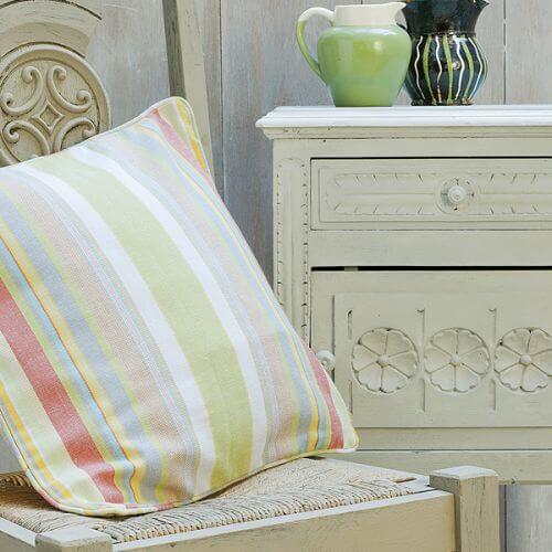 Do malowania mebli – farba Chalk Paint w kolorze Paris Grey, 145 zł/l, Annie Sloan
