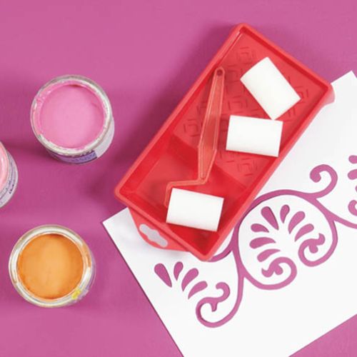 Do namalowania wzoru potrzebne będą: farby Magnat: RB 6060, RB 6860 i S51 POMARAŃCZOWY SZAFIR oraz tampony z gąbki.