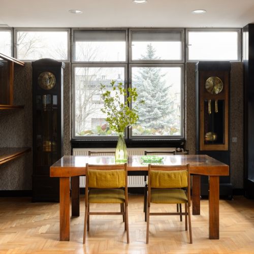 Wnętrza modernistycznego Domu Książków w Tarnowie