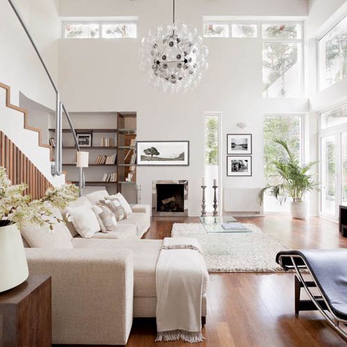 Dom Maja wymyśliła sama. - Trochę na wzór amerykańskich, z ogromnymi oknami, salonem pod sam