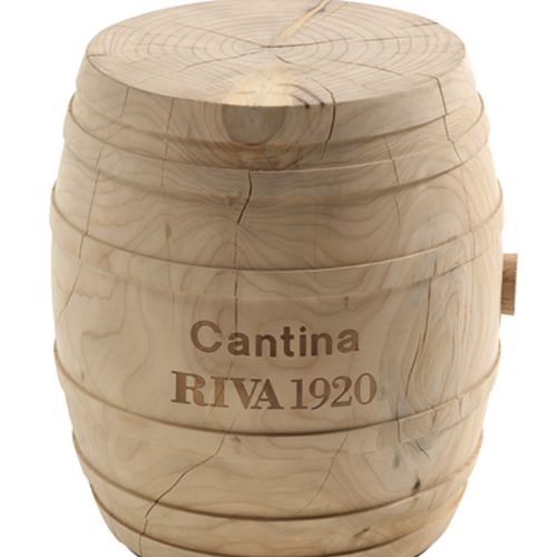 Dom modny. Targi, targi wnętrzarskie, meble, moda