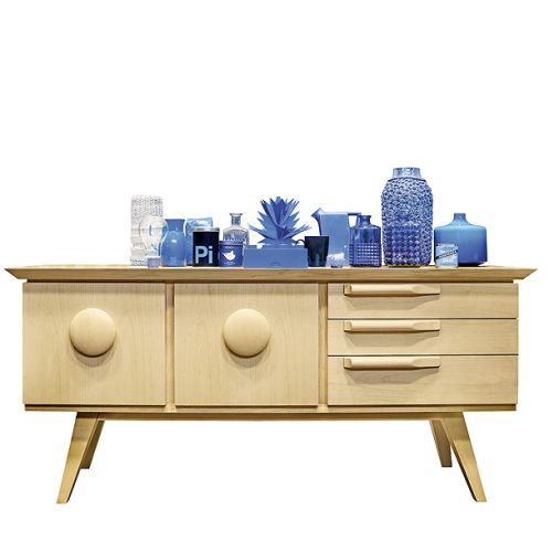 Dom modny. Targi, targi wnętrzarskie, meble, moda