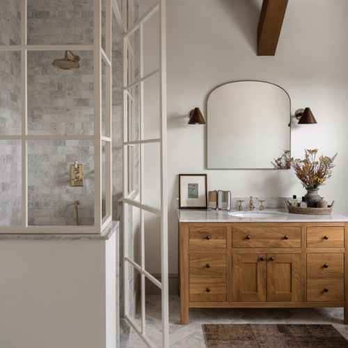 przytulna łazienka z drewnem