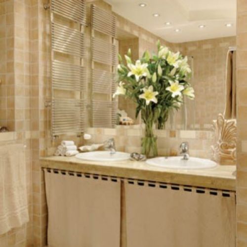 Dom państwa Rode pełen jest rzeczy pobudzających wyobraźnię - pamiątek z podróży.