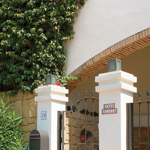 Dom wymagał remontu, który właściciele powierzyli architektce Annie Casciarri.