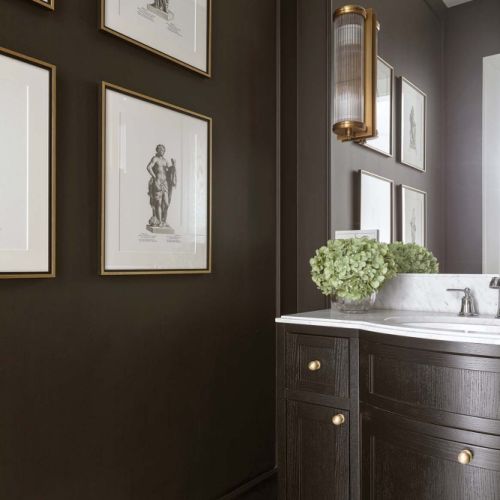 czarna zabudowa w łazience modern classic