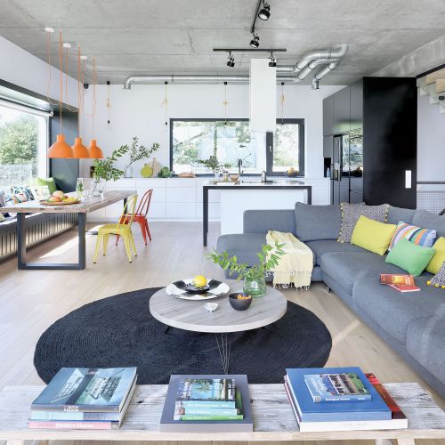 Nowoczesny dom pełen światła