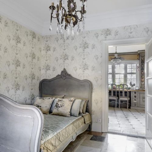 Szare wnętrza: dom z dobrą energią