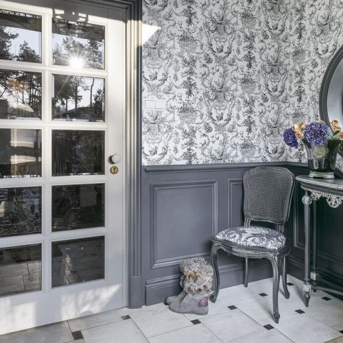 Szare wnętrza: dom z dobrą energią