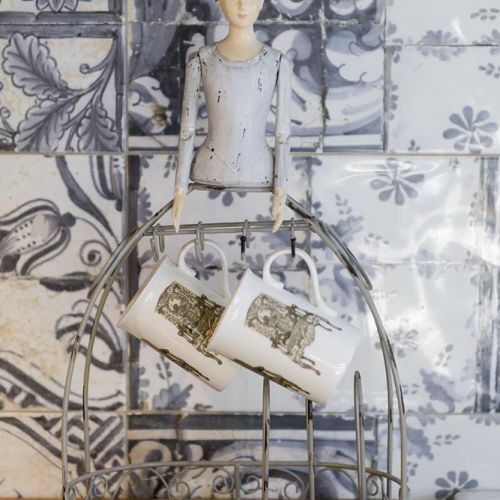 Szare wnętrza: dom z dobrą energią