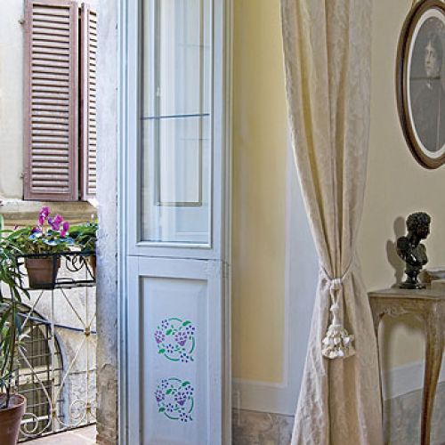 Drzwi ze wzorem. Kolory południa