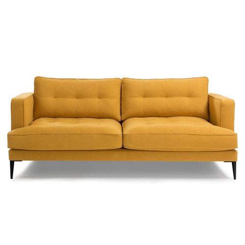 musztardowa sofa trzyosobowa