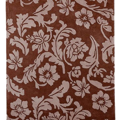 Dywan z kwiatowym wzorem. Projekt Nani Maquina.