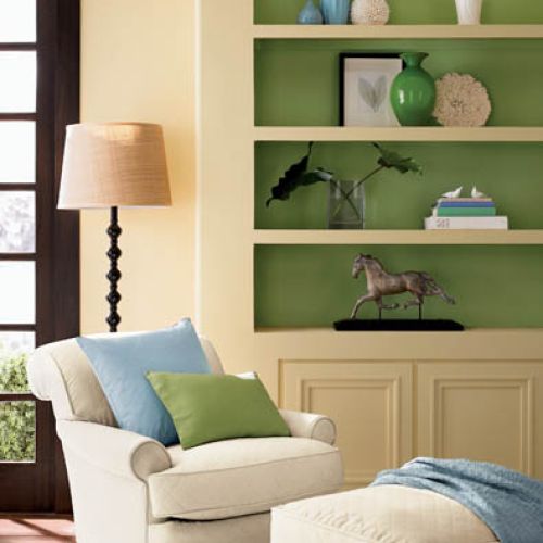 Ekologiczna farba Flat Finish 512, wnękę pomalowano zaś Jicama AF-315. Cena za litr - ok. 95 zł. BENJAMIN MOORE