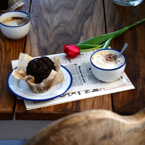 Filiżanki, ekspresy i zaparzacze do kawy