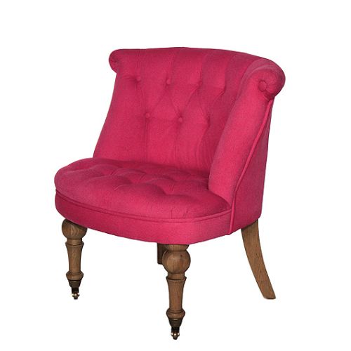 Fotel z kolekcji Classic obity aksamitem, 1847 zł. HOME LOFT