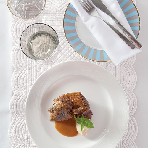 Francuski gołąb les charmilles. Wigilia Michela Morana