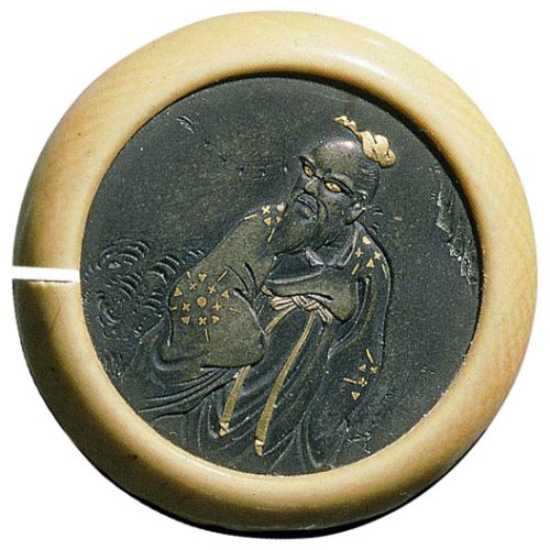 Guzik z japońskim mędrcem, fot. EK Pictures