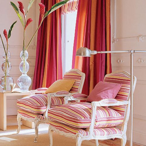 Idealnie dobrane do obicia fotela, stuprocentowa bawełna 150 zł/szt. KA INTERNATIONAL