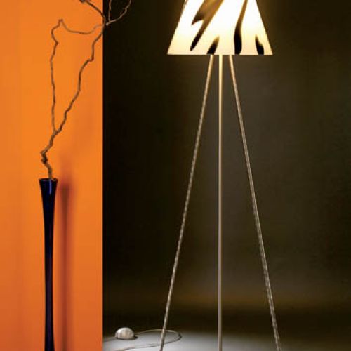 Inspirowane naturą ? podłogowa lampa Wild West kosztuje 1920 zł. FALKO