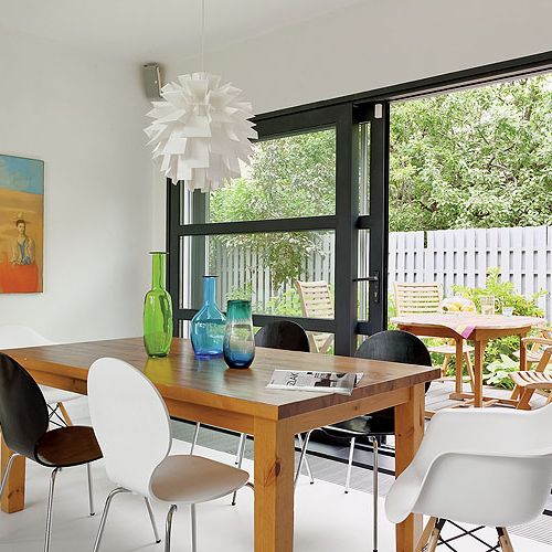 Jadalnia otawrta na salon, a nie na kuchnię - tak chciała gospodyni.