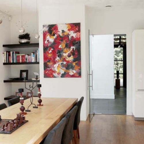 Jadalnia utrzymana w stylu nowoczesnym.