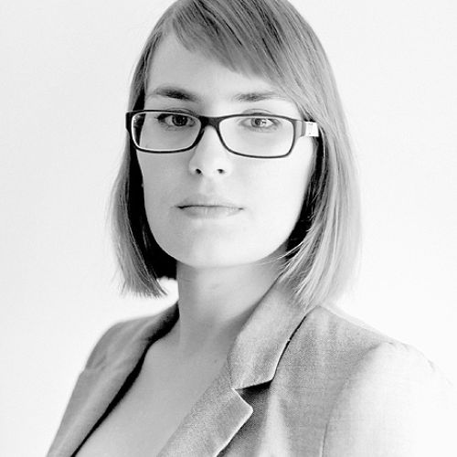 Jadwiga Husarska. Krzesła od Jadwigi Husarskiej