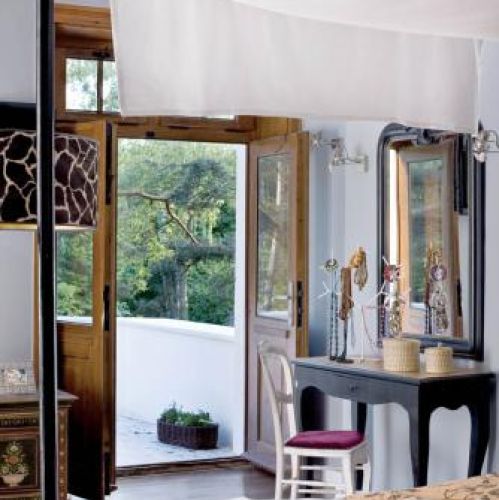 Jak Marta i Marcin zamieszkali w dworku znanym z Czterech pancernych .