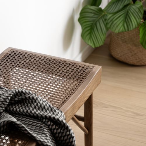 przedpokój w stylu japandi w mieszkaniu 38 m2