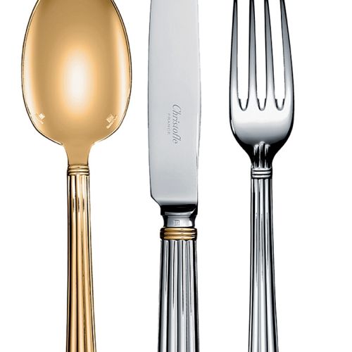 układ sztućców na stole