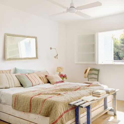 Nie ma lepszej pościeli na upały niż lniana – mówi Ariadna. – Nie pocisz się pod nią, nie przegrzewasz.