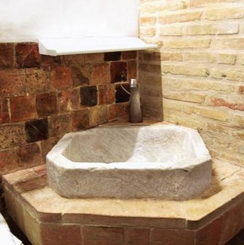 Kamienna umywalka. Świat według Opałki