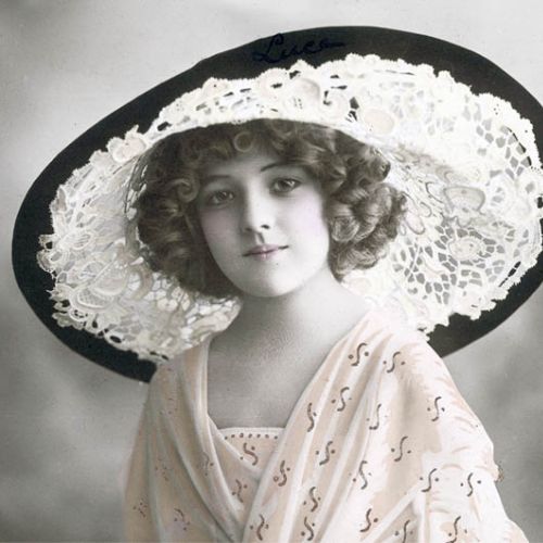 Kapelusz koronką podszyty, 1913 r., fot. FOTOCHANNELS