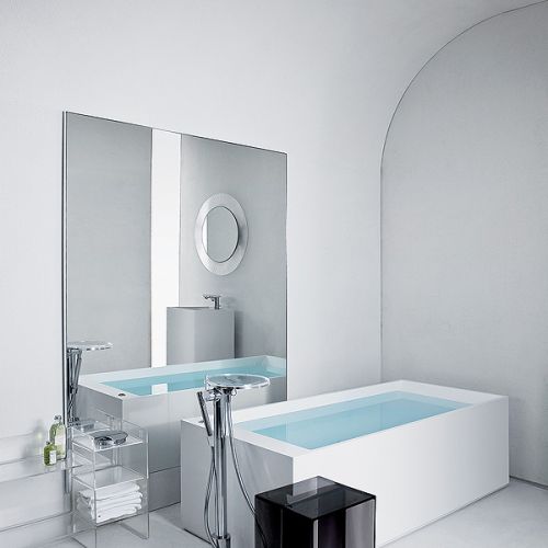 Kartell by Laufen. Łazienka lekka jak piórko