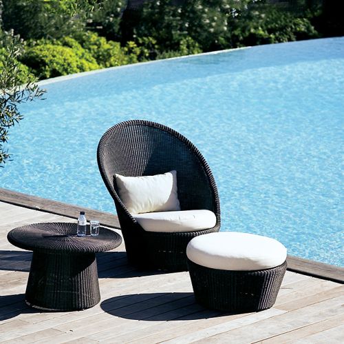 Kingston to linia eleganckich mebli z czarnej plecionki, Cane-Line