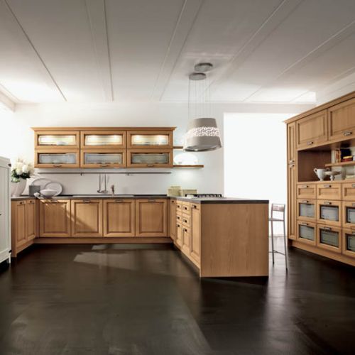 Klasyczne szafki z kolekcji Silvia zamówimy aż w sześciu różnych kolorach. CUCINE LUBE