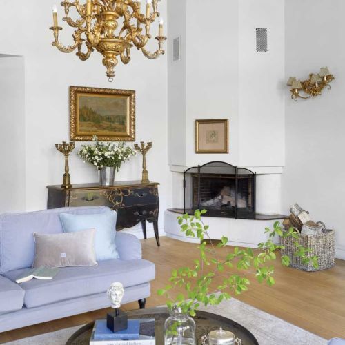 Dom Marzenny Niemoczyńskiej, która ubiera polskie gwiazdy, powstał z katalogu kupionego w USA. Tylko jej