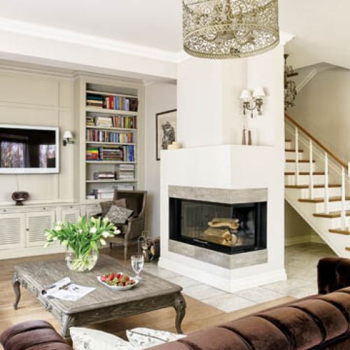 Klasyka, ale gładka, wyczyszczona ze zdobień, detali. Bez tralek, rzeźbień, pilastrów.