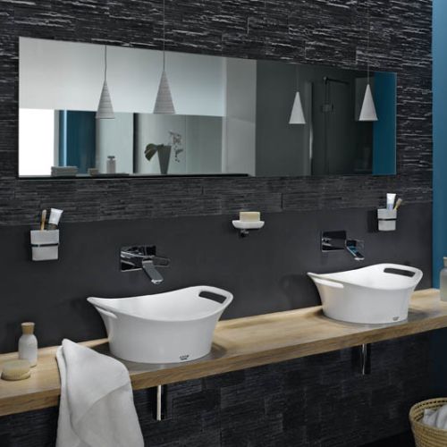 Kolekcja Axor Urquiola, ok. 4300 zł netto plus baterie – ok. 3500 zł netto. HANSGROHE