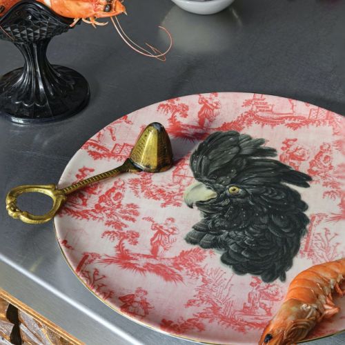 kuchnia w stylu loft kolorowe talerze