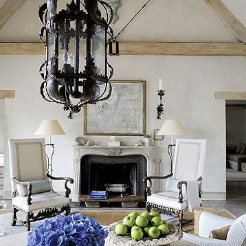 Kolory jakie lubią Norwegowie – miks różnych odcieni szarości i bladych niebieskich.