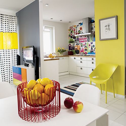 Kolory mają rozświetlić i rozweselić mieszkanie.