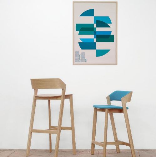 Krzesło i hoker Merano. TON. Nowości od TON